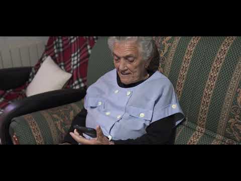 Maximiliana el móvil de estas Navidades para personas mayores - Frikipandi
